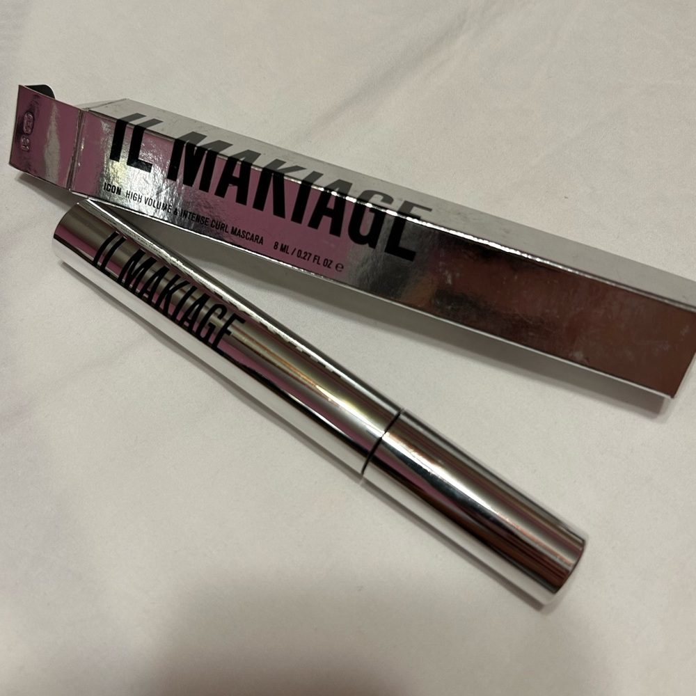 IL Makiage High Volume Mascara
